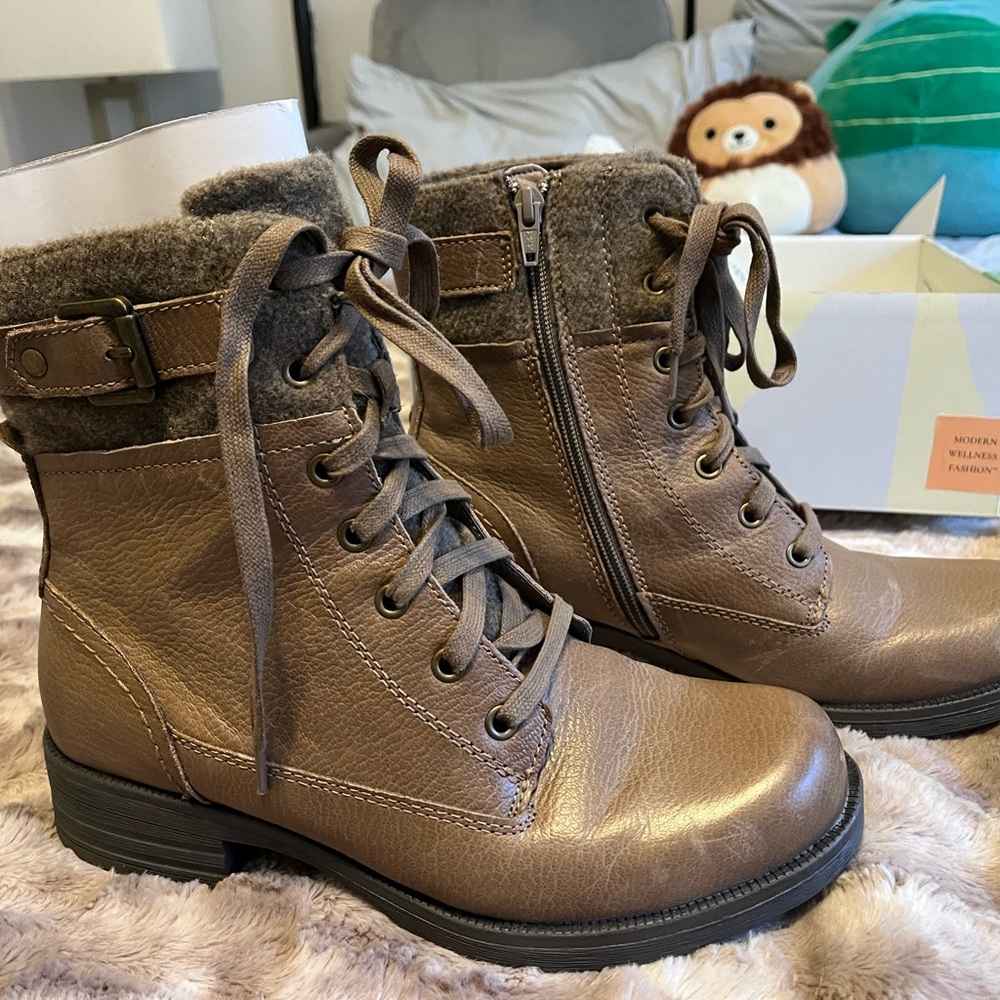 Earth Origins Randy Renee ankle boots